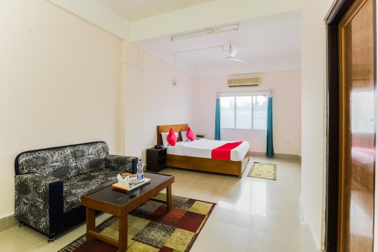Oyo 44821 Hotel Paane Pasighat Esterno foto