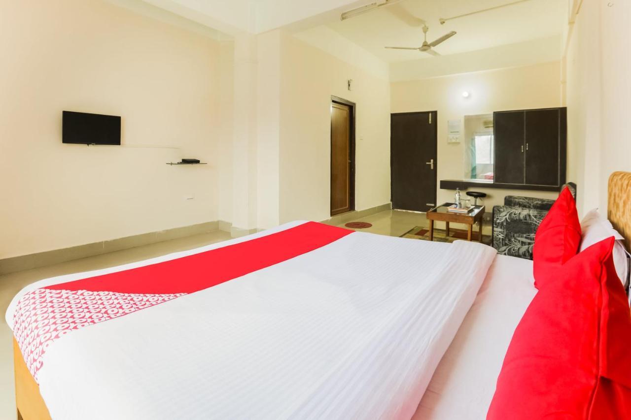 Oyo 44821 Hotel Paane Pasighat Esterno foto